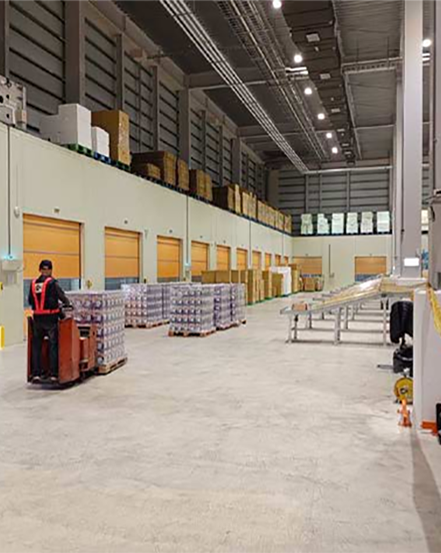 大昌O嘉倉儲中心(平鎮、楊梅廠) 現場安裝142只1080P紅外線手動變焦攝影機和
42只1080P紅外線定焦攝影機
管理平台採用4台24硬碟影像儲存伺服器